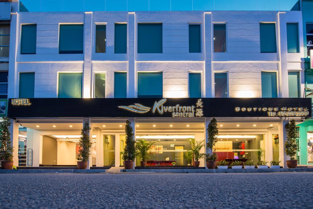 Riverfront Sentral Hotel Malacca Exterior foto