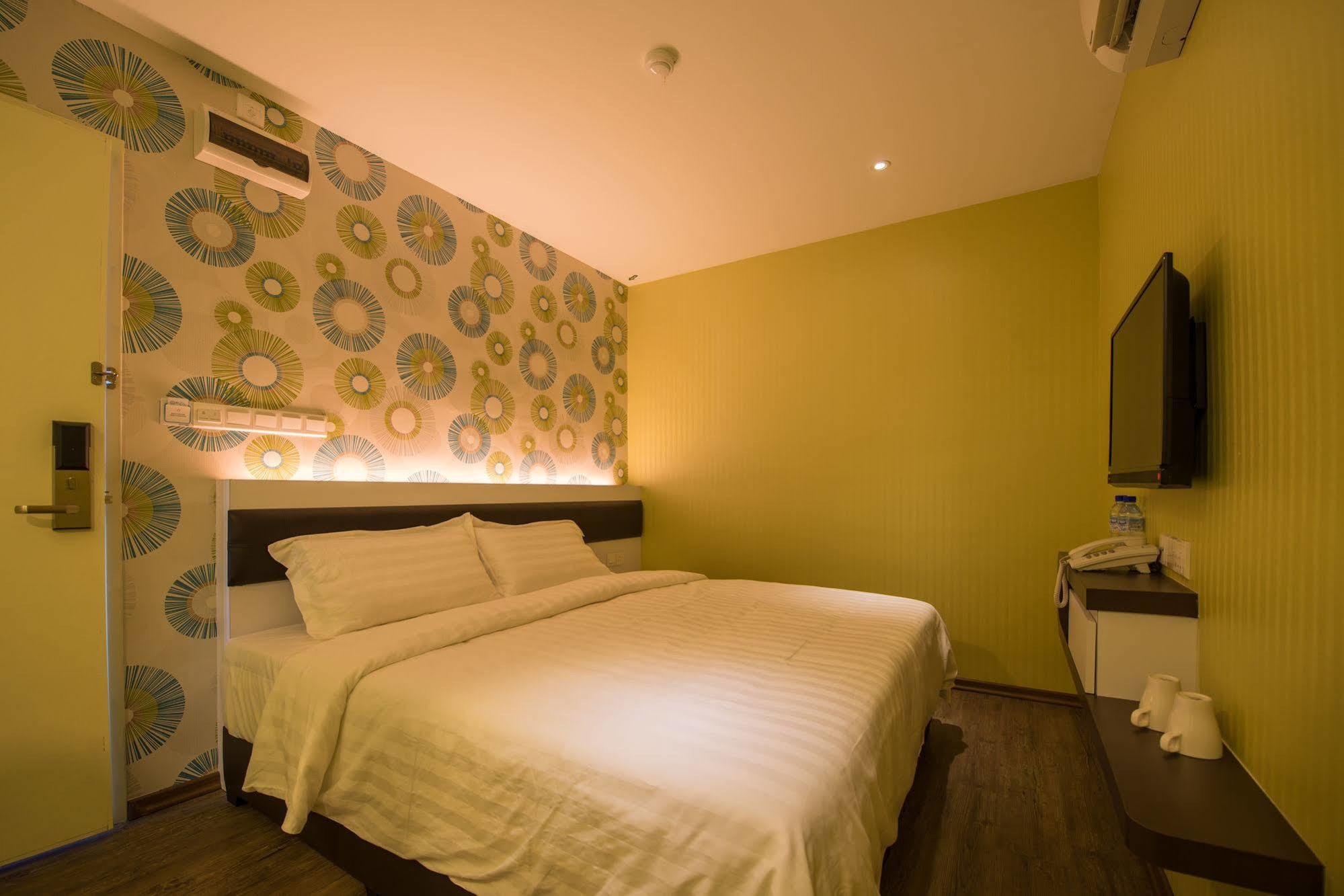 Riverfront Sentral Hotel Malacca Exterior foto